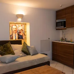 Apartment A L'ombre Du Palais, Avignon